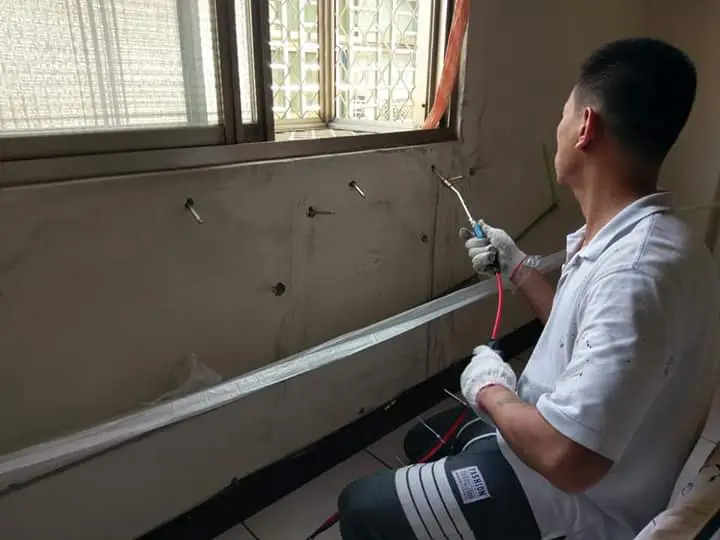 窗框漏水抓漏工程